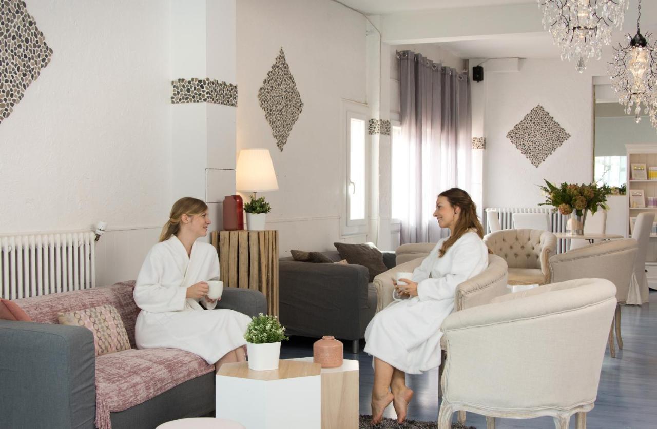 Hotel Les Sources Верне-ле-Бен Екстериор снимка