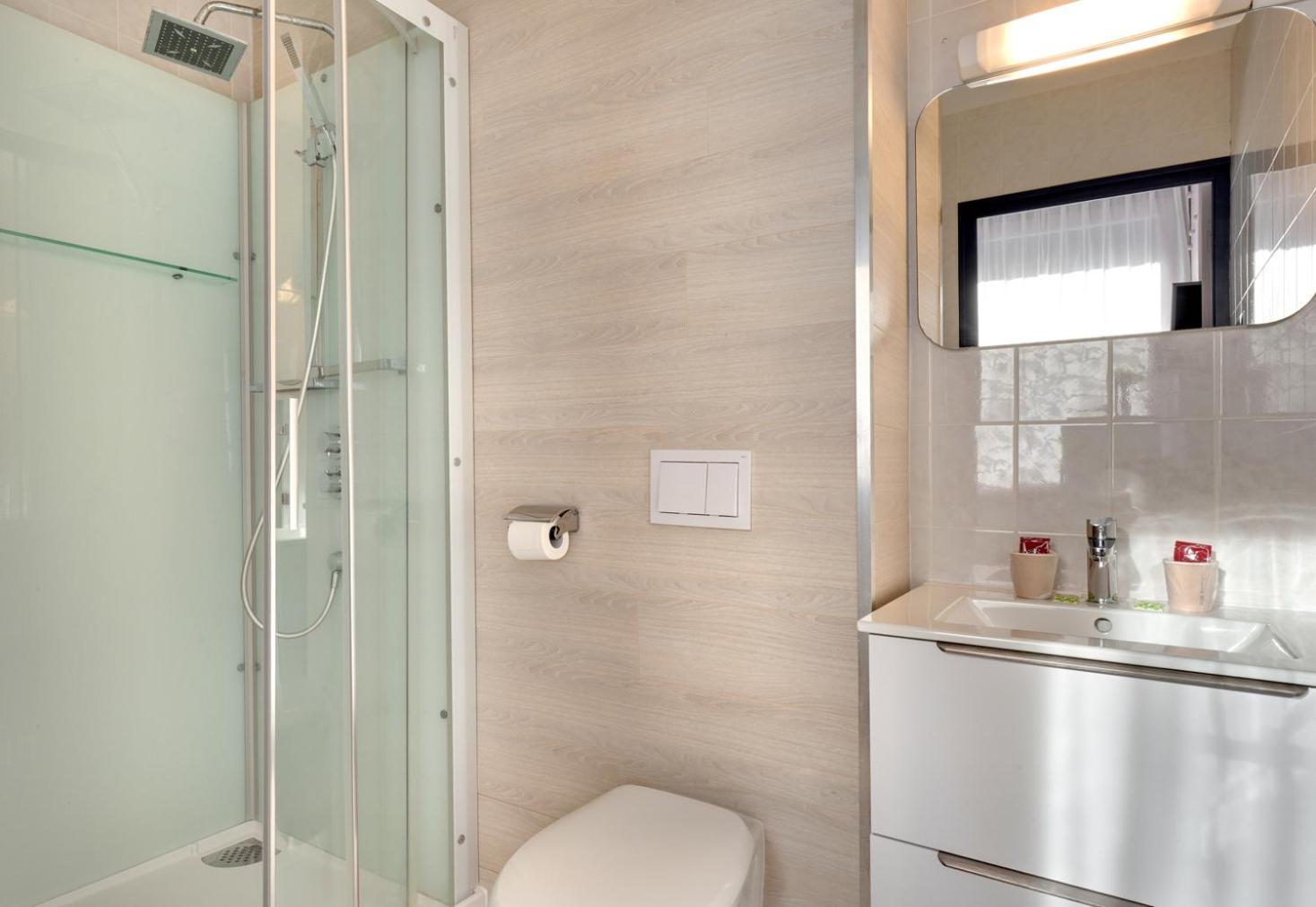 Hotel Les Sources Верне-ле-Бен Екстериор снимка