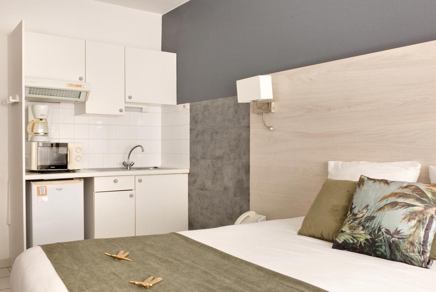 Hotel Les Sources Верне-ле-Бен Екстериор снимка